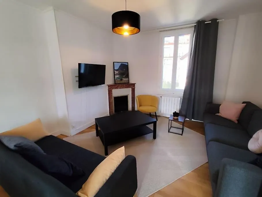 Appartement Le Sommet Argelès-Gazost 0*,  Francie